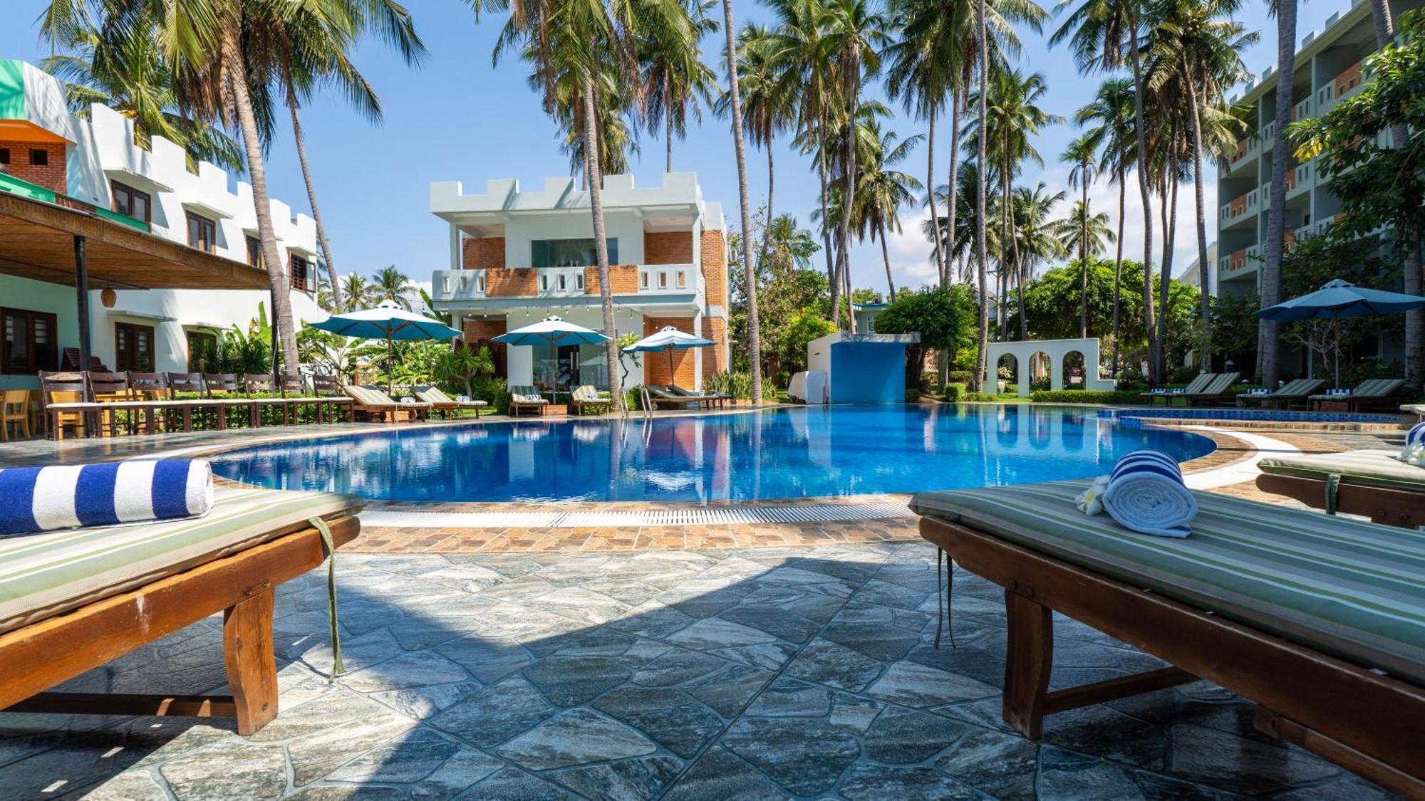 Ocean Place Resort Mui Ne Exterior photo